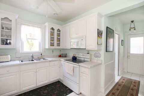 Tiny photo for 542 HILL Street, Green Lake, WI 54941 (MLS # NE50312419)