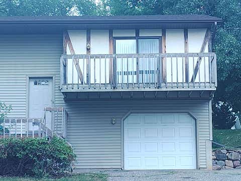 Photo of 701 Iroquois Court, Baraboo, WI 53913 (MLS # 2031229)