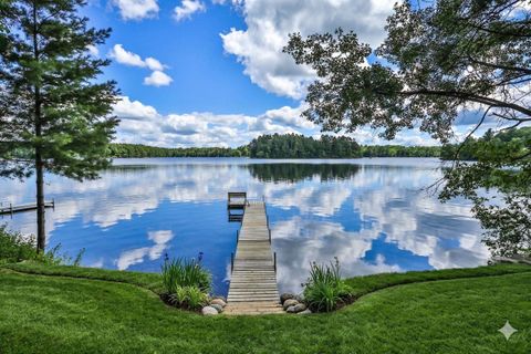 Photo of 11522-24 Back Bay Road, Minocqua, WI 54548 (MLS # 2018153)