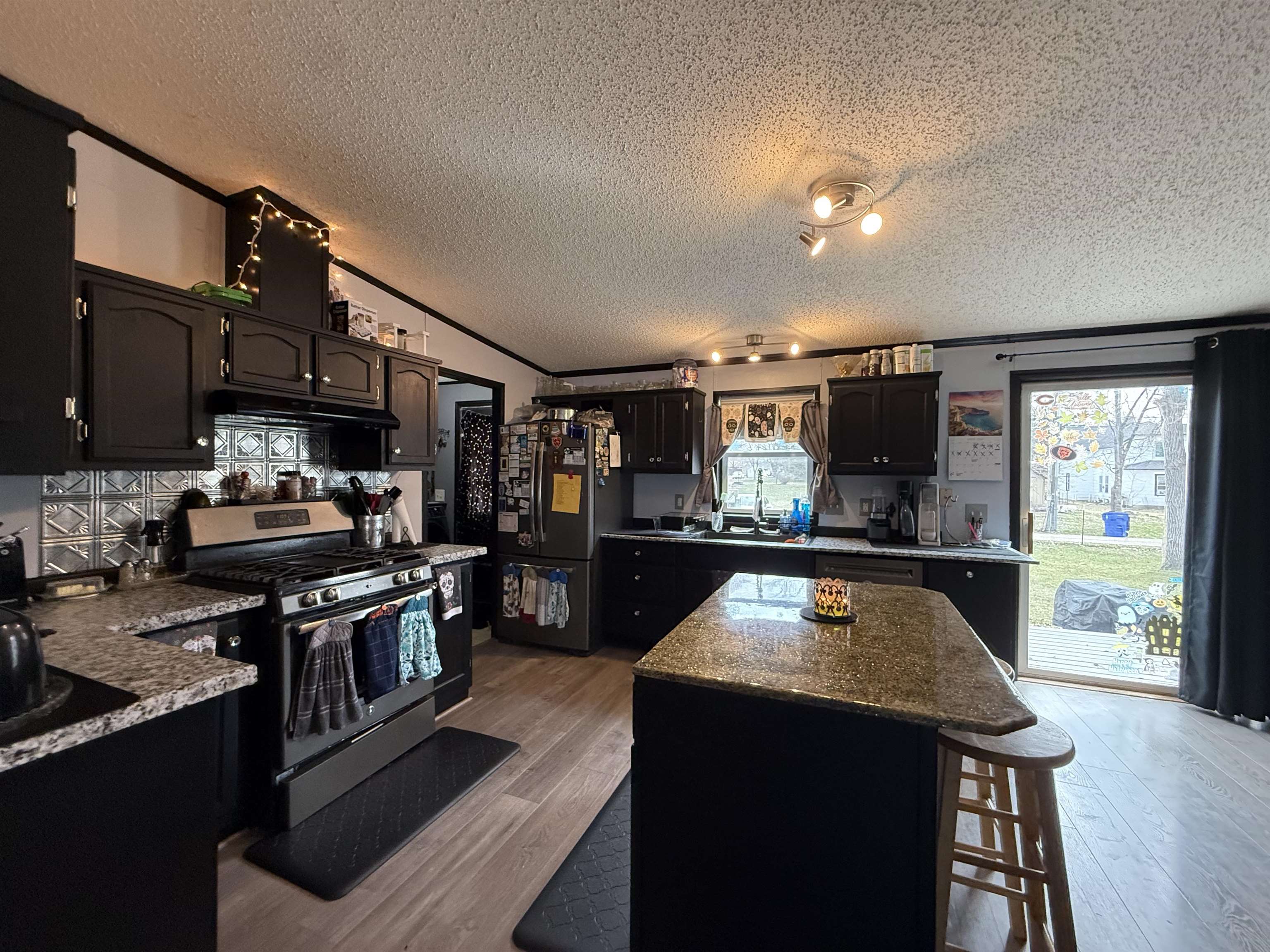 112 S College Street