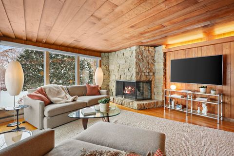 Tiny photo for 5010 Tomahawk Trail, Madison, WI 53705 (MLS # 2013434)