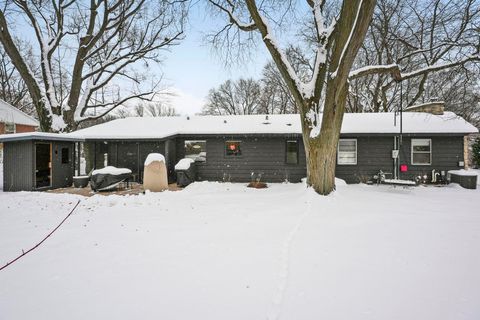 Tiny photo for 5010 Tomahawk Trail, Madison, WI 53705 (MLS # 2013434)
