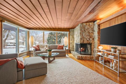 Tiny photo for 5010 Tomahawk Trail, Madison, WI 53705 (MLS # 2013434)