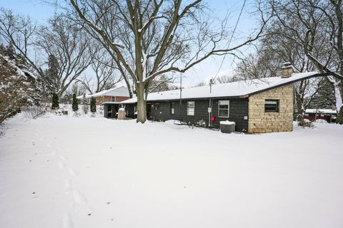 Tiny photo for 5010 Tomahawk Trail, Madison, WI 53705 (MLS # 2013434)