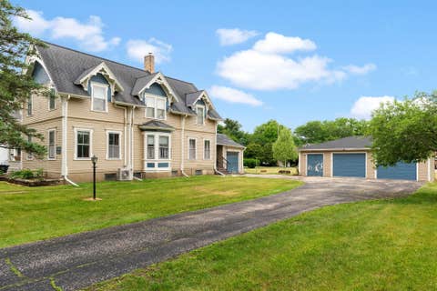 Photo of 410-412 Jones Avenue, Fort Atkinson, WI 53538 (MLS # 2029651)
