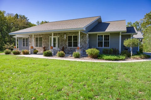 Photo of N3605 Householder Lane, Mauston, WI 53948 (MLS # 2034126)