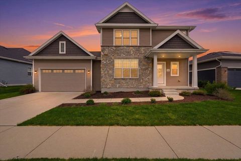 Photo of 2344 Butterfly Circle, Sun Prairie, WI 53590 (MLS # 2022009)