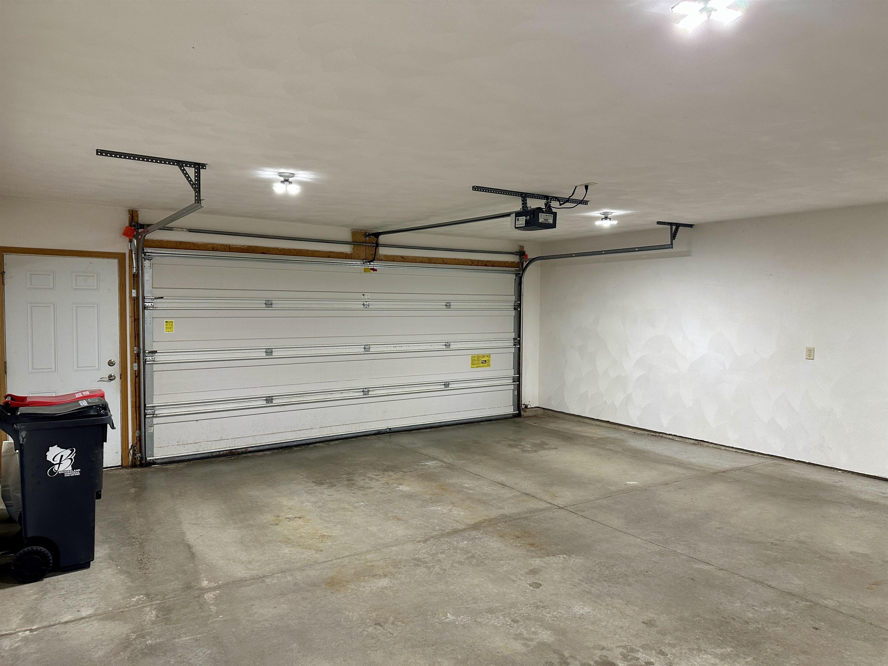 Evansville, Wisconsin 53536, United States, 2 Bedrooms Bedrooms, ,2 BathroomsBathrooms,Residential,Active,189220