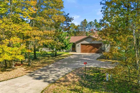 Tiny photo for 432 Duffers Trail, Nekoosa, WI 54457 (MLS # 2009340)