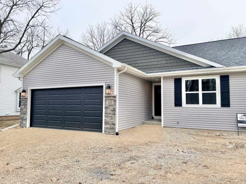 Photo of 147 Orchid Lane, Stoughton, WI 53589 (MLS # 2025362)