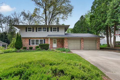 Photo of 5705 Indian Trace, Madison, WI 53716 (MLS # 2022648)