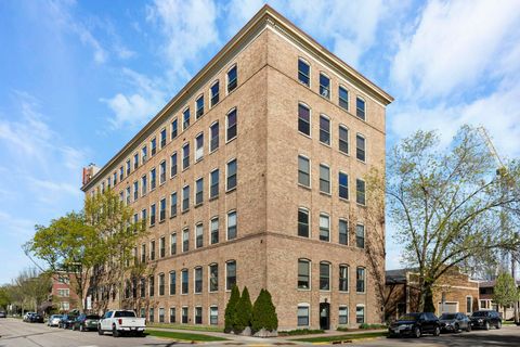 Photo of 123 N Blount Street 404 #404, Madison, WI 53703 (MLS # 2021881)