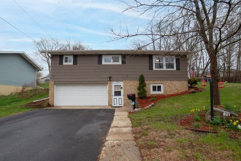 821 E Edgewater Street, Portage, WI 53901 - #: 1998333