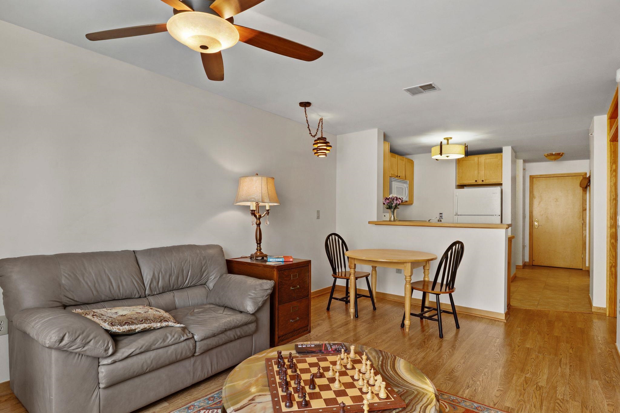 333 W Mifflin Street 2050