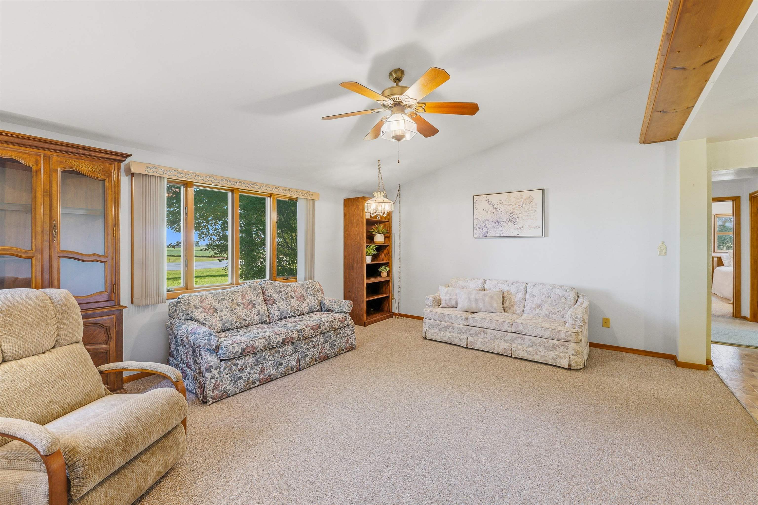 W7274 STATE ROAD 33
