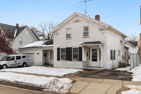 Photo of 123 W Milwaukee Avenue, Fort Atkinson, WI 53538 (MLS # 2015906)