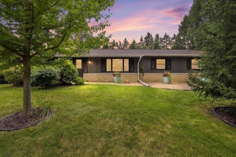 Photo of 6117 Driftwood Avenue, Madison, WI 53705 (MLS # 2032662)