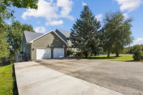 Photo of 211 Eagle Drive, McGregor, IA 52157 (MLS # 2033331)