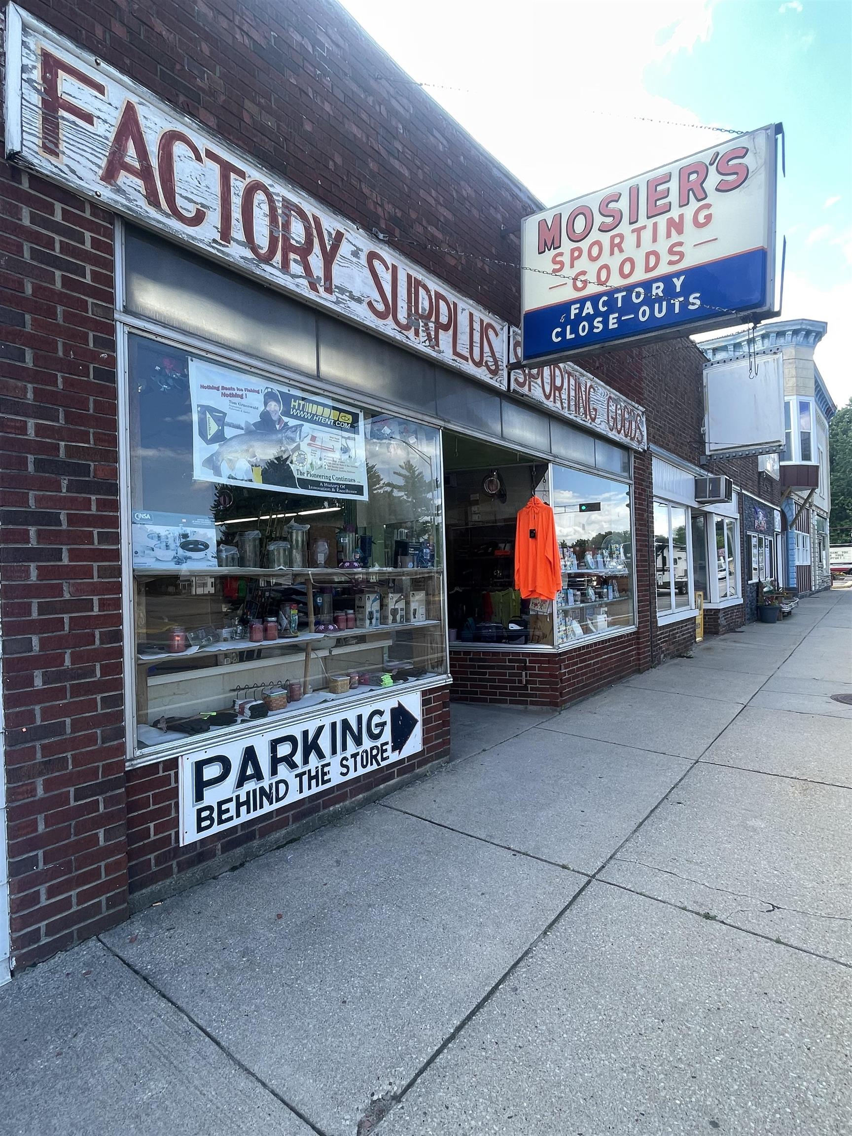 Photo 1 of 15 — 117 W BANNERMAN Avenue, Redgranite, WI 54970
