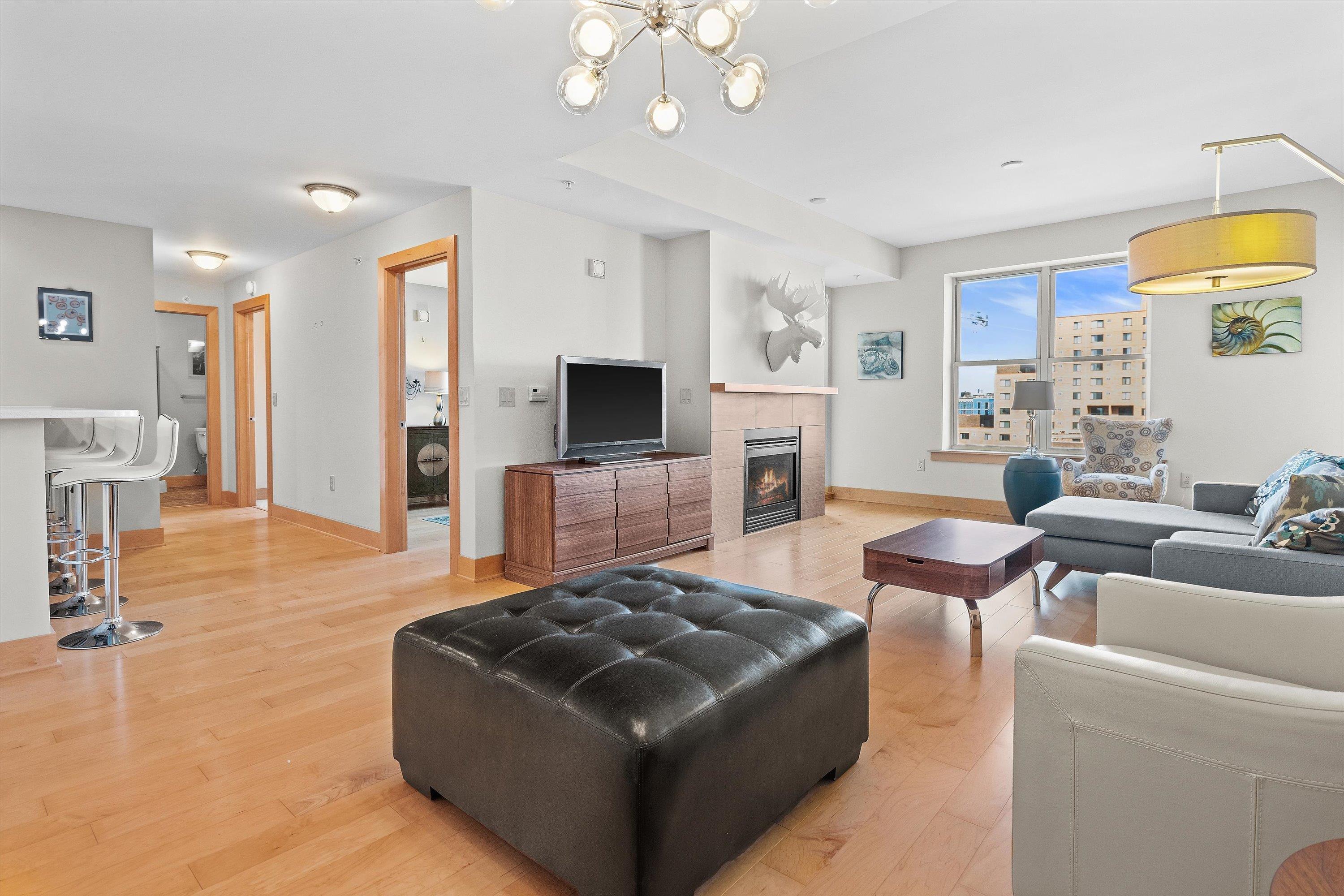 333 W Mifflin Street 9040