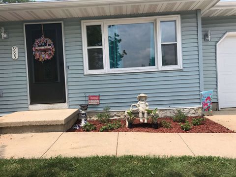 Photo of 985 Lum Avenue, Waterloo, WI 53594 (MLS # 2012944)