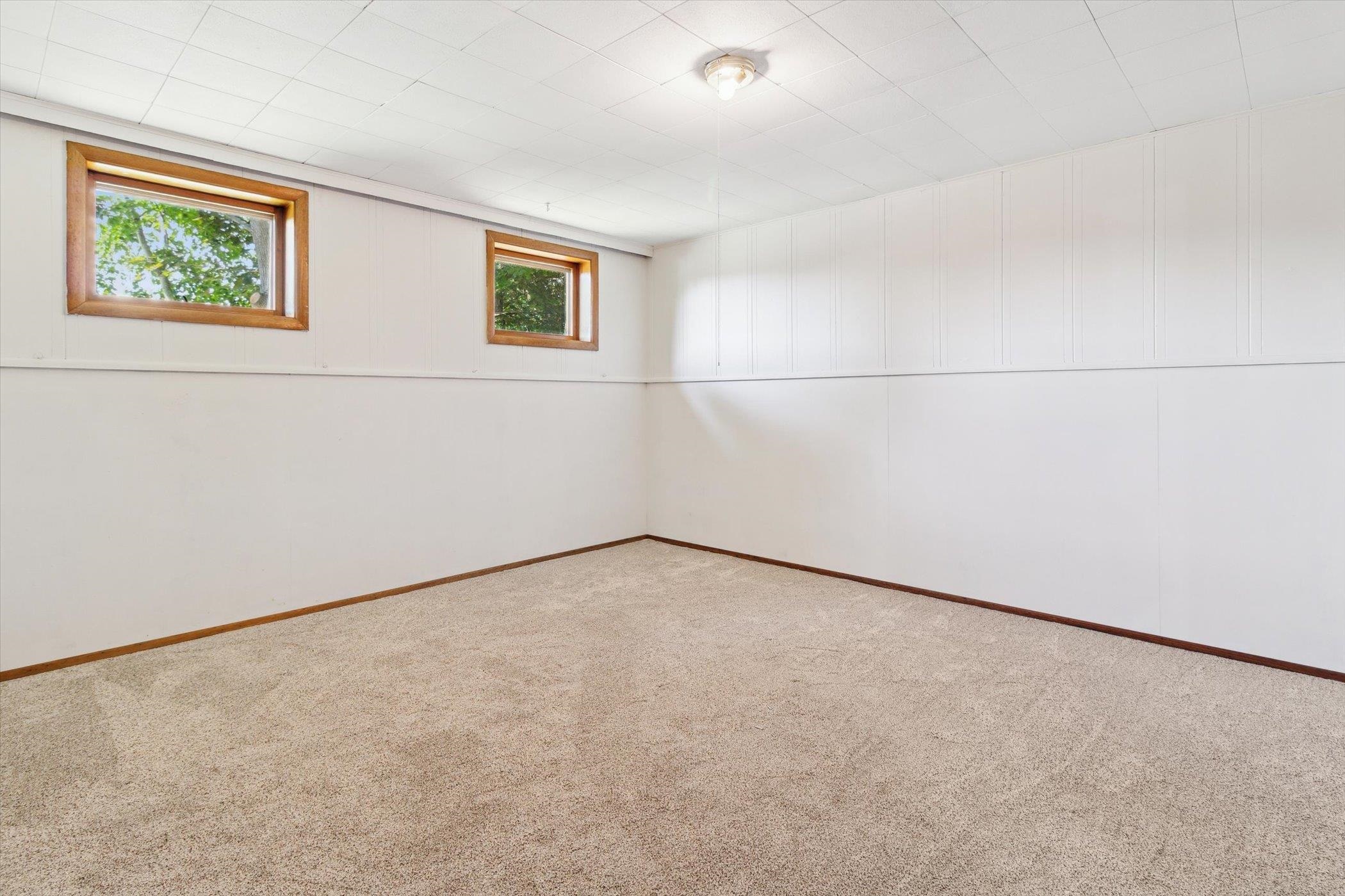 Baraboo, Wisconsin 53913, United States, 3 Bedrooms Bedrooms, ,2 BathroomsBathrooms,Residential,Active,165061