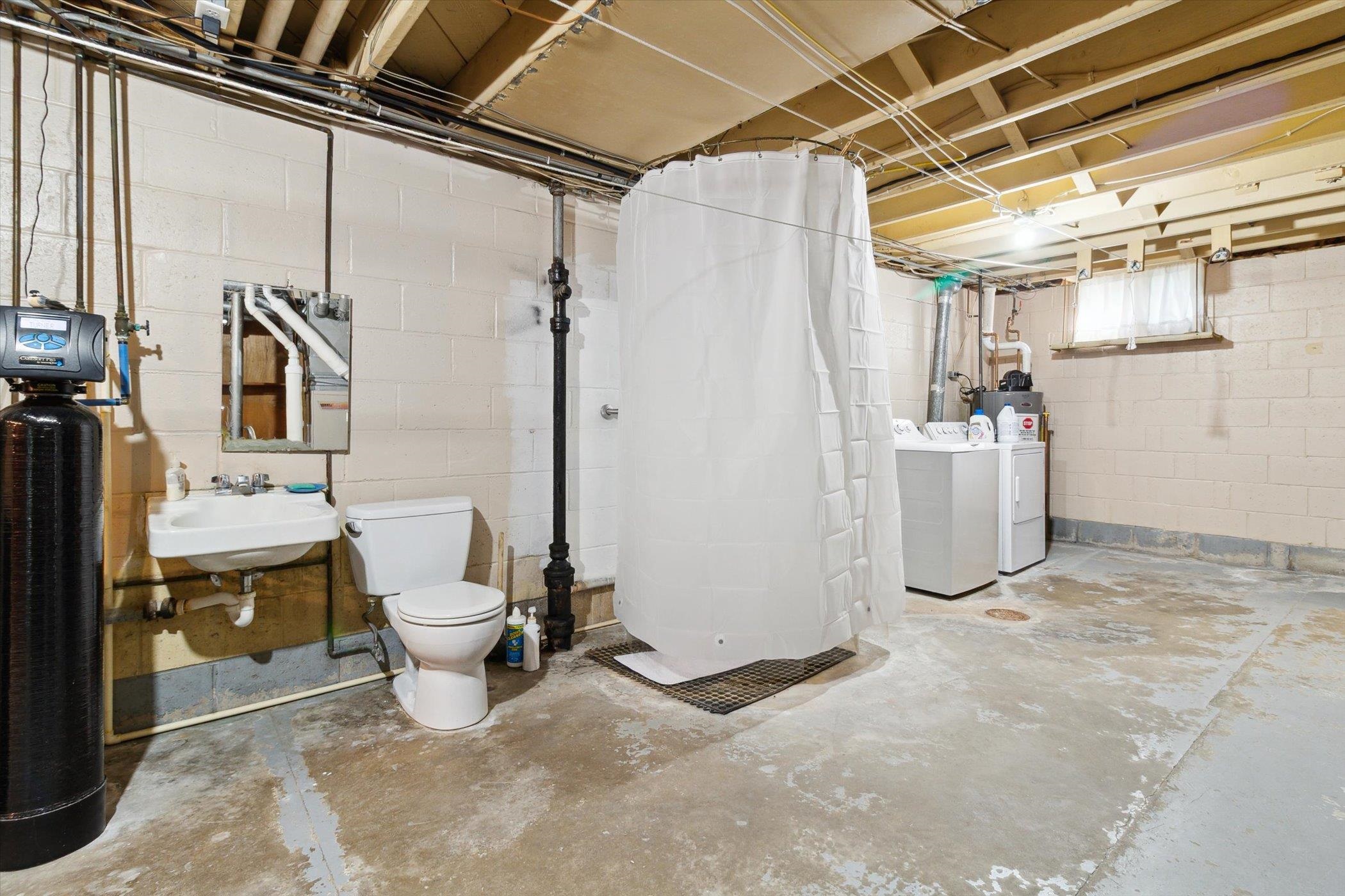 Baraboo, Wisconsin 53913, United States, 3 Bedrooms Bedrooms, ,2 BathroomsBathrooms,Residential,Active,165061