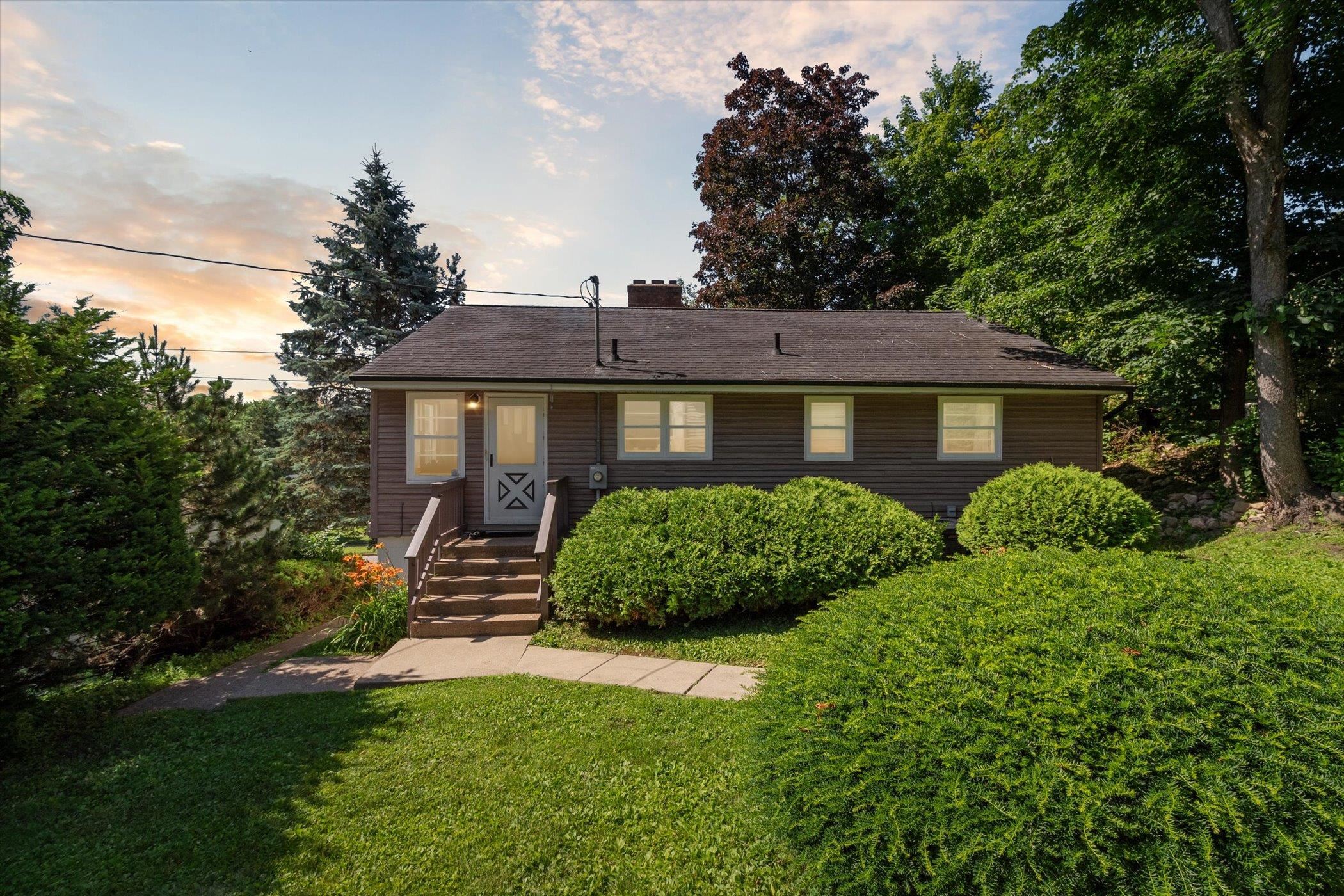 Baraboo, Wisconsin 53913, United States, 3 Bedrooms Bedrooms, ,2 BathroomsBathrooms,Residential,Active,165061 Baraboo, Wisconsin 53913, United States, 3 Bedrooms Bedrooms, ,2 BathroomsBathrooms,Residential,Active,165061