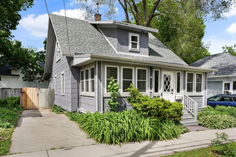 Photo of 2210 Lafollette Avenue, Madison, WI 53704 (MLS # 2023633)