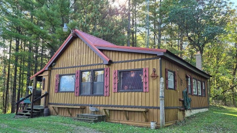 Photo of 11341 Columbus Drive, Ferryville, WI 54628 (MLS # 2034038)