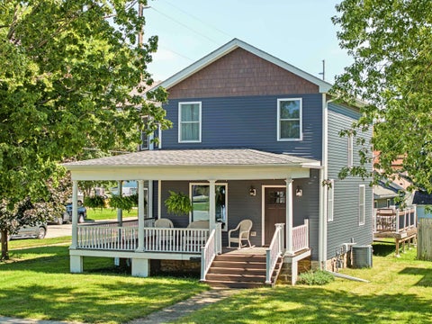 Photo of 1202 1st Center Avenue, Brodhead, WI 53520 (MLS # 2033690)