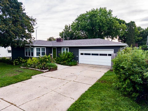 Photo of 1245 S Terrace Street, Janesville, WI 53546 (MLS # 2032469)