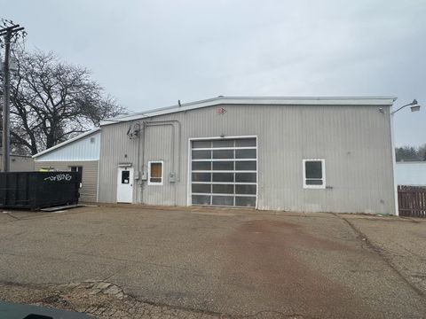 Photo of 6 Lake Street, Deerfield, WI 53531 (MLS # 2014452)