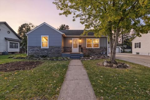 Photo of 1108 Bennett Street, Janesville, WI 53545 (MLS # 2011318)