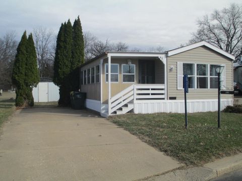 Photo of 29005 Pinecrest Circle, Lone Rock, WI 53556 (MLS # 2019015)