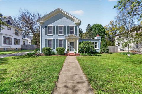 Property photo of 250 W Main Street, Evansville, WI 53536