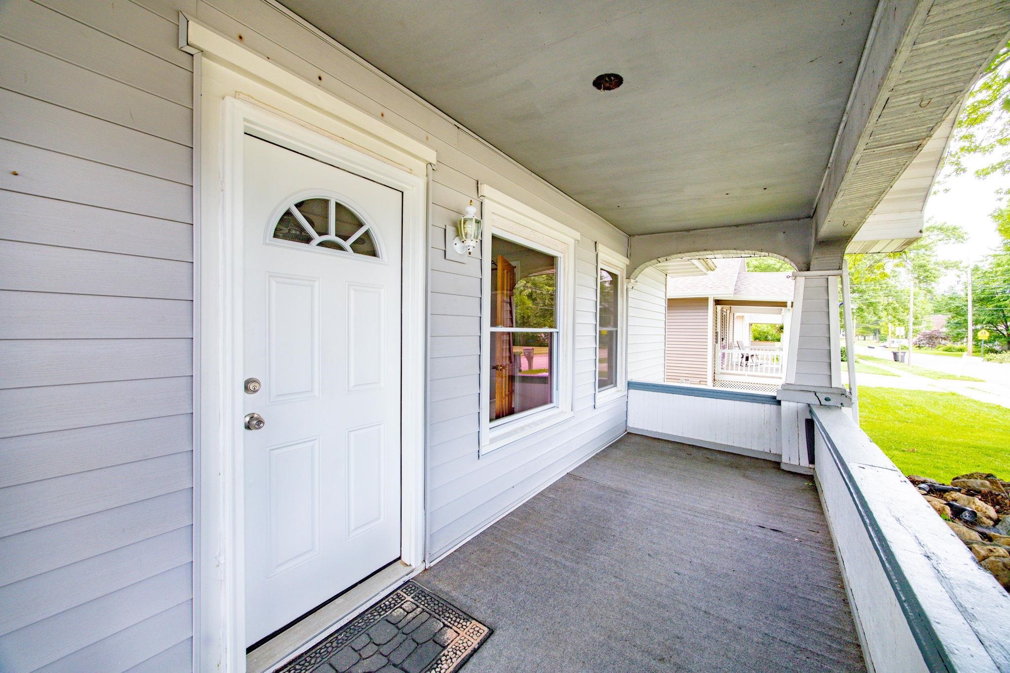 133 S Clear Lake Avenue