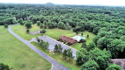 Tiny photo for Bldg 18 1-2 Greenway Crossing PV, Wisconsin Dells, WI 53965 (MLS # 1993673)