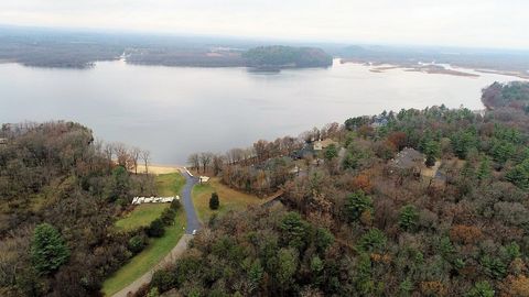 Tiny photo for Bldg 18 1-2 Greenway Crossing PV, Wisconsin Dells, WI 53965 (MLS # 1993673)