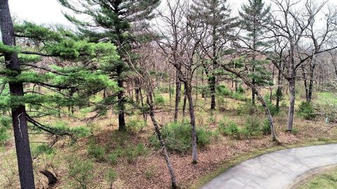Tiny photo for Bldg 18 1-2 Greenway Crossing PV, Wisconsin Dells, WI 53965 (MLS # 1993673)
