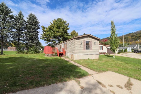 Photo of 5816 Eagle Lane, La Crosse, WI 54601 (MLS # 2034745)