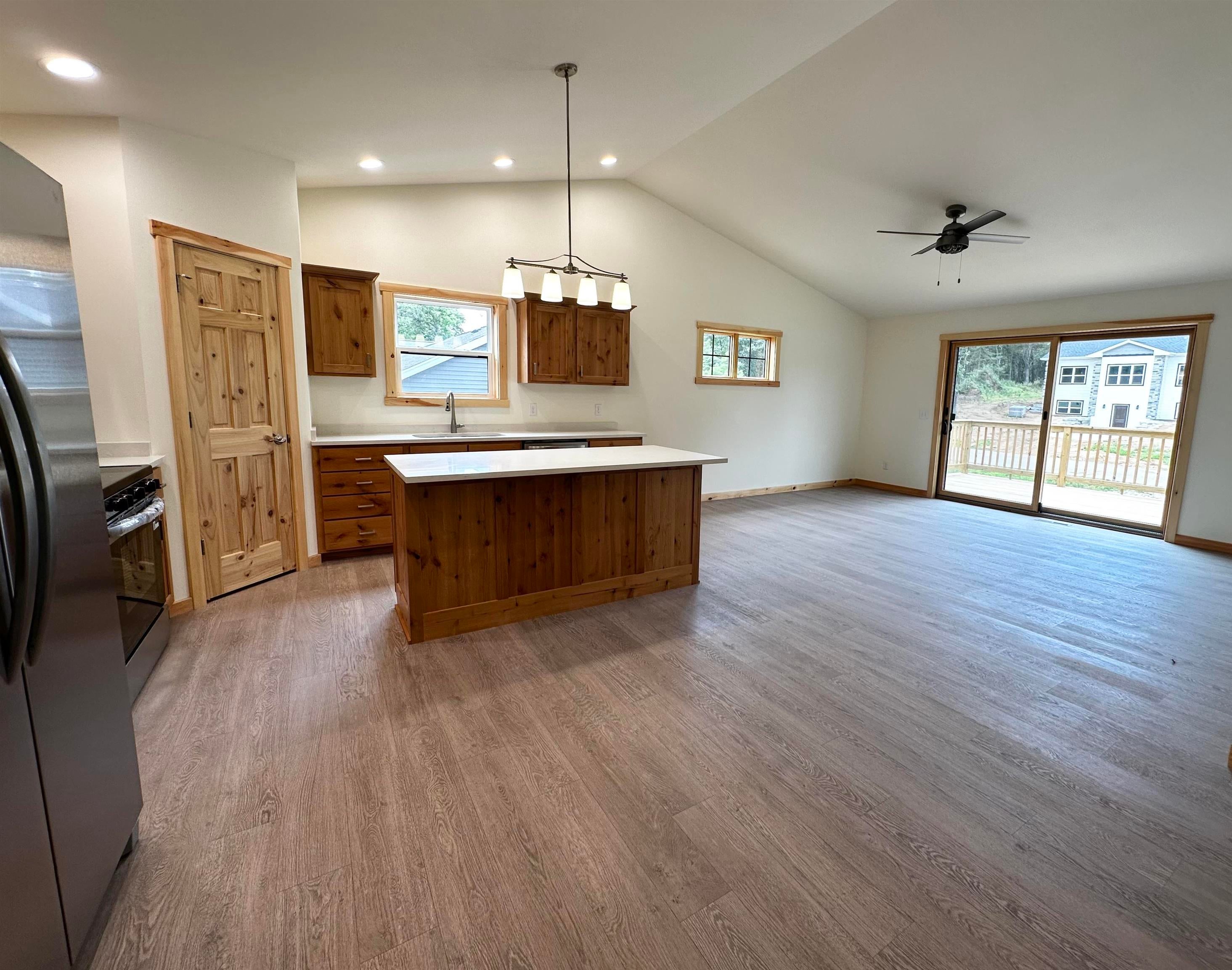 328 Brooke Circle