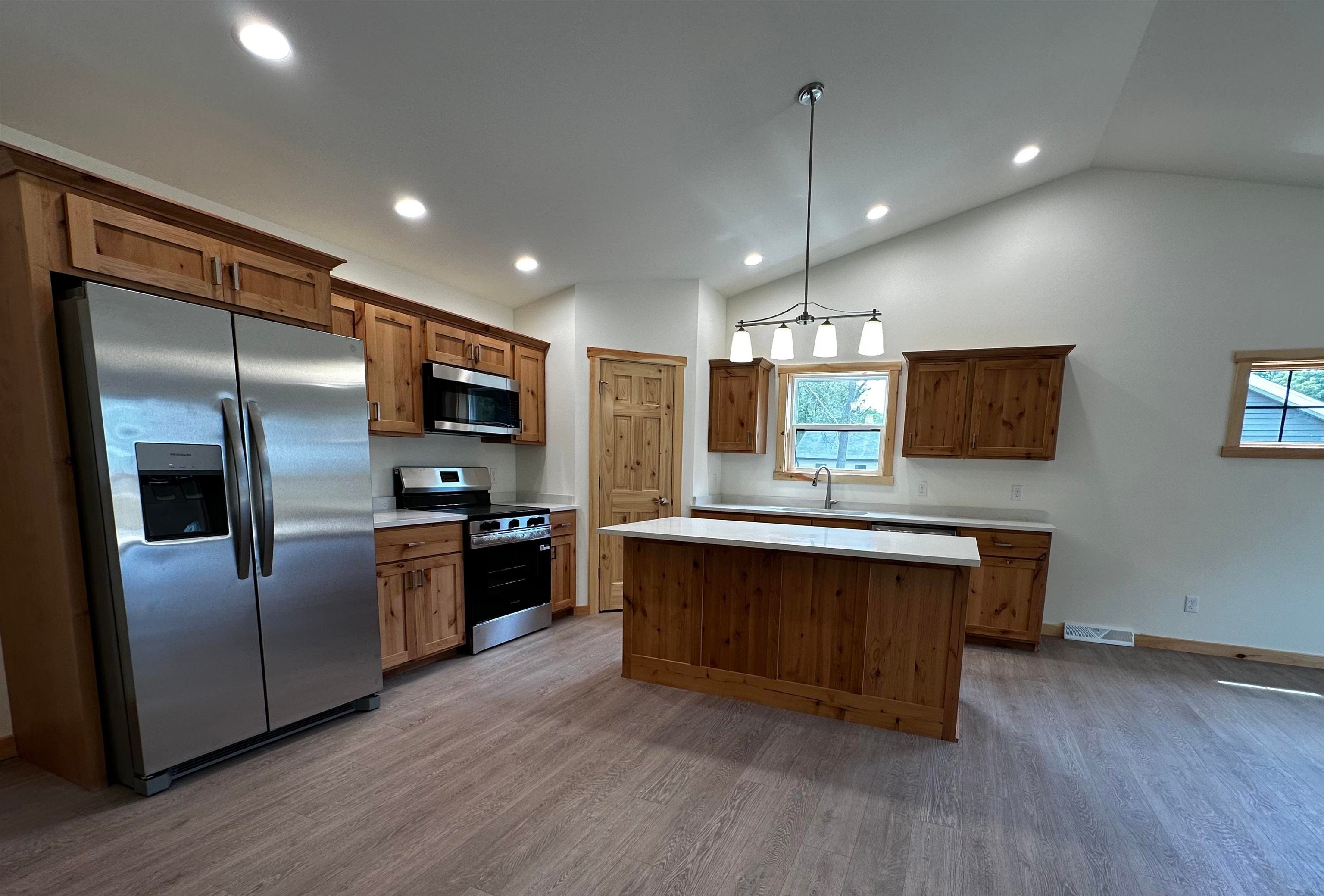 328 Brooke Circle