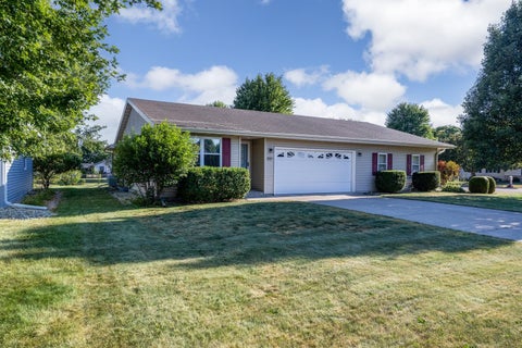 Photo of 2804 Carrousel Lane, Janesville, WI 53545 (MLS # 2029386)