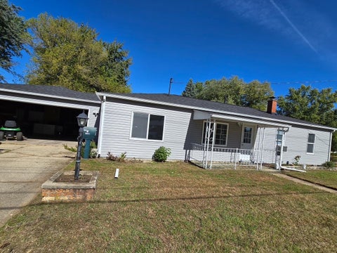 Photo of 1705 Whipple Street, Beloit, WI 53511 (MLS # 2034224)
