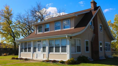 Photo of 7518 N 2nd Street, Machesney Park, IL 61115 (MLS # 2014926)