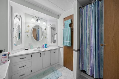 Tiny photo for 976 Blackhawk Court, Hancock, WI 54943 (MLS # 2003525)