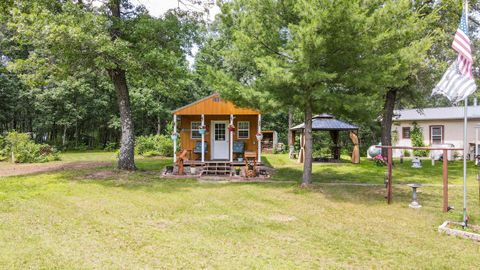 Tiny photo for 976 Blackhawk Court, Hancock, WI 54943 (MLS # 2003525)