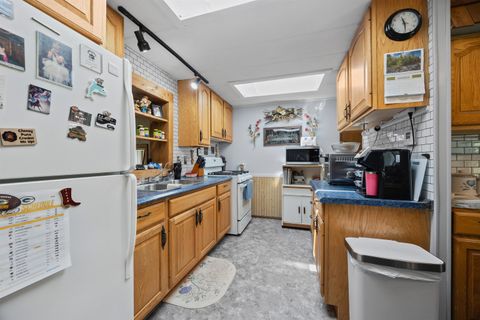 Tiny photo for 976 Blackhawk Court, Hancock, WI 54943 (MLS # 2003525)