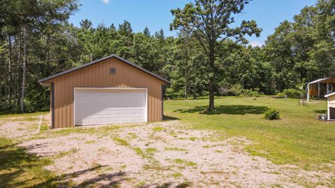 Tiny photo for 976 Blackhawk Court, Hancock, WI 54943 (MLS # 2003525)